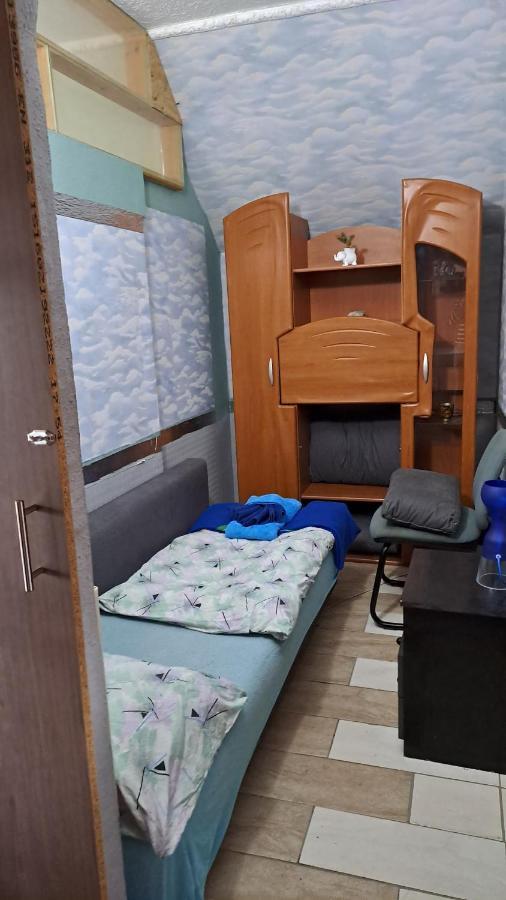 Sárkány Lak Diosd Exterior foto