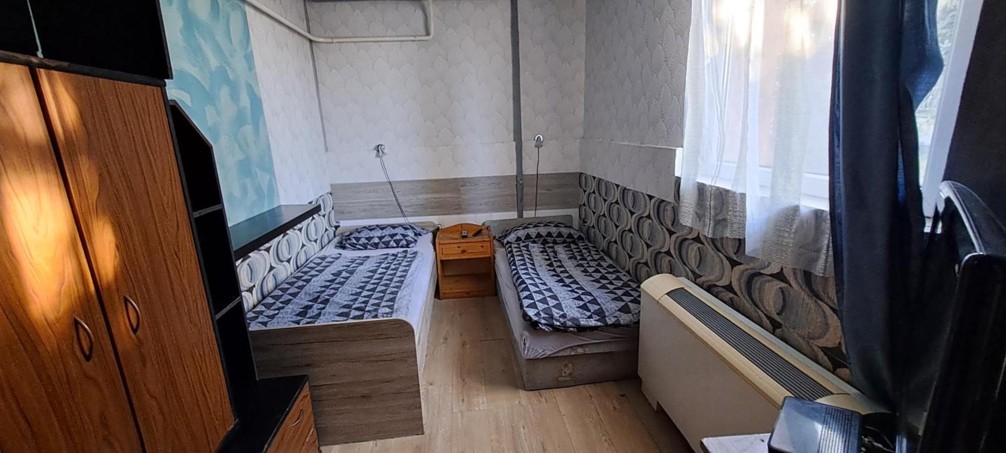Sárkány Lak Diosd Habitación foto